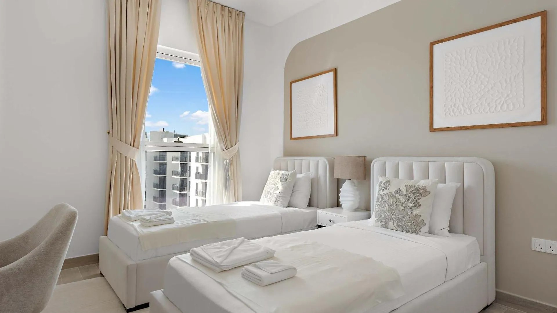 Silkhaus Luxury 3Br And Maid Room In Water'S Edge Абу-Даби